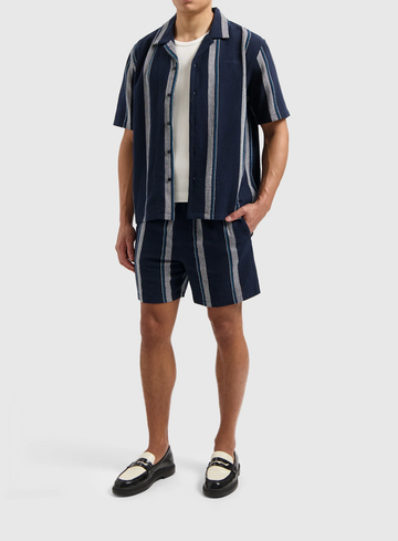 Pure Path Shorts 25010518