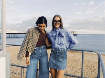 Josh V modellen op het strand