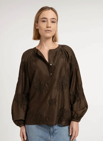 YaYa Blouse