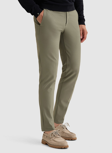 Vanguard Chino V12 2.0