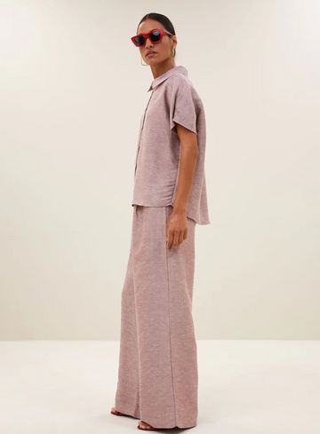 By Bar Broek 26218040 celin gloss