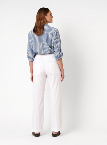 Toni Broek Sue