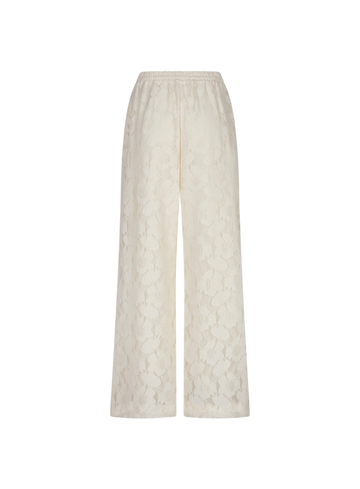 Amaya Broek Jules