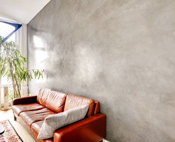Protect Painted Walls and Surfaces with Finishing Glaze