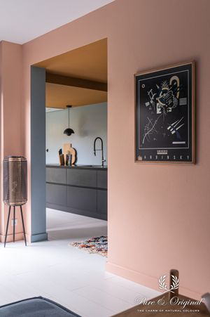 Roze woonkamer van Linda van der Wal - Deense Zomer