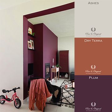 Woonkamer met paarse en lichtgrijze muren Pure & Original