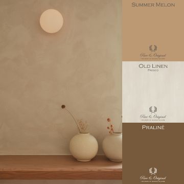 Beige muur geschilderd met Fresco kalkverf in de kleur Old Linen - Pure & Original