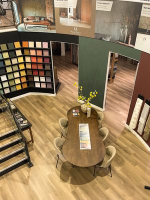 Decokay Elenbaas-Noom Goes showroom Pure & Original