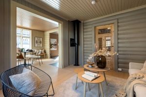 Hana Alendar Pure & Original