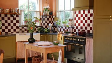 Coy Blush Courty Rose Country Green Juul Elisabeth Pure & Original