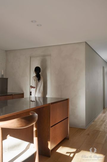 Pure & Original Fresco lime paint color Old Linen