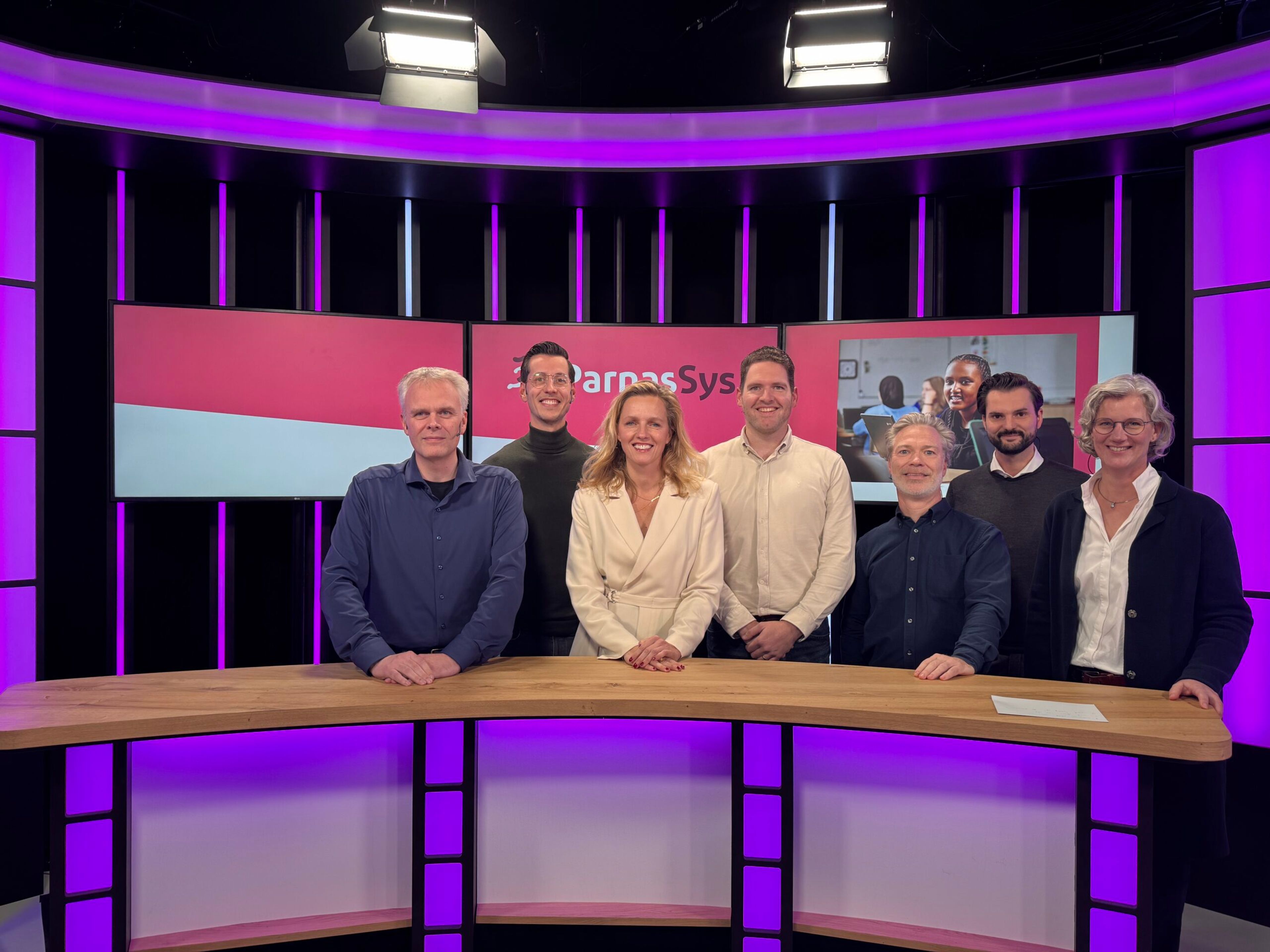 Preview van het webinar van ParnasSys - Klaar voor digitaal veilig onderwijs?