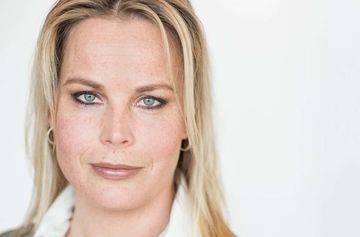 Cindy-Kroon_Nuon_21x9