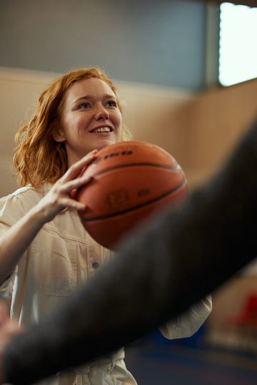 Basketbal met de begeleiders